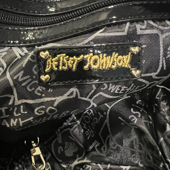 Betsy Johnson Sequined bag! Perfect for the winter Season! EXCELLENT Condition! - Picture 5 of 7